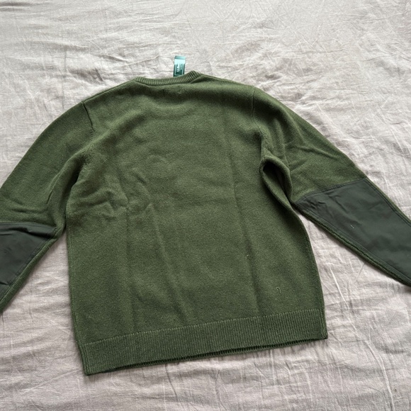 Men's Maine Guide Lightweight Lambswool Sweater - Picture 5 of 8